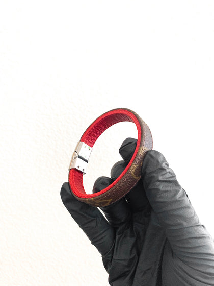 Custom Bracelet V2